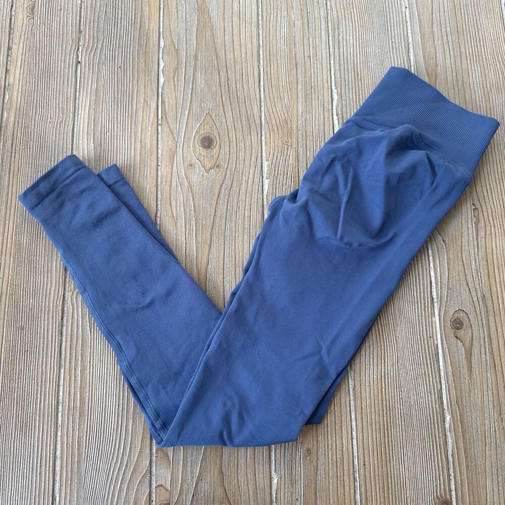 Women’s Indigo Blue Activewear Gym  Workout Butt Lifting Shape Leggings - Small